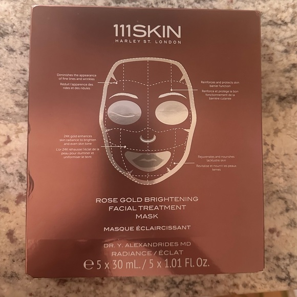 111SKIN Rose Gold Brightening Facial Masks